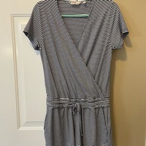 Vineyard Vines Striped Black and White Short Sleeve Dress